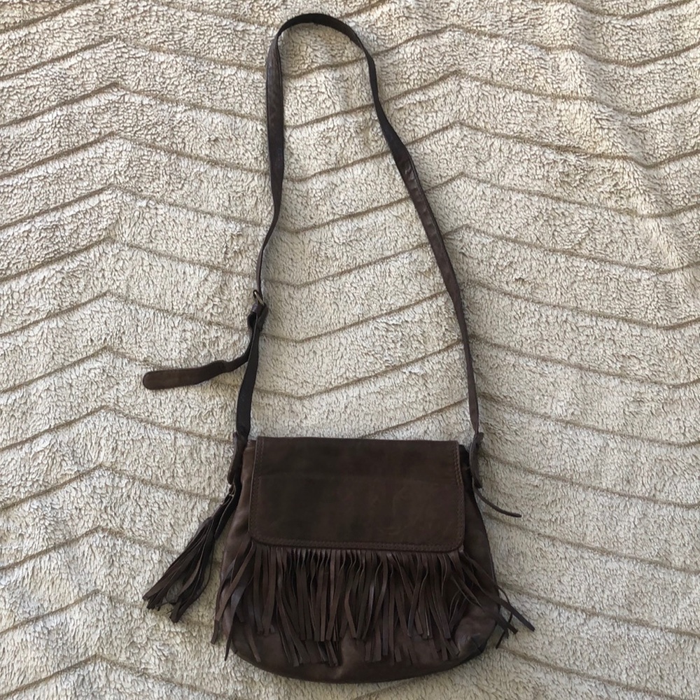 Oasis leather bag